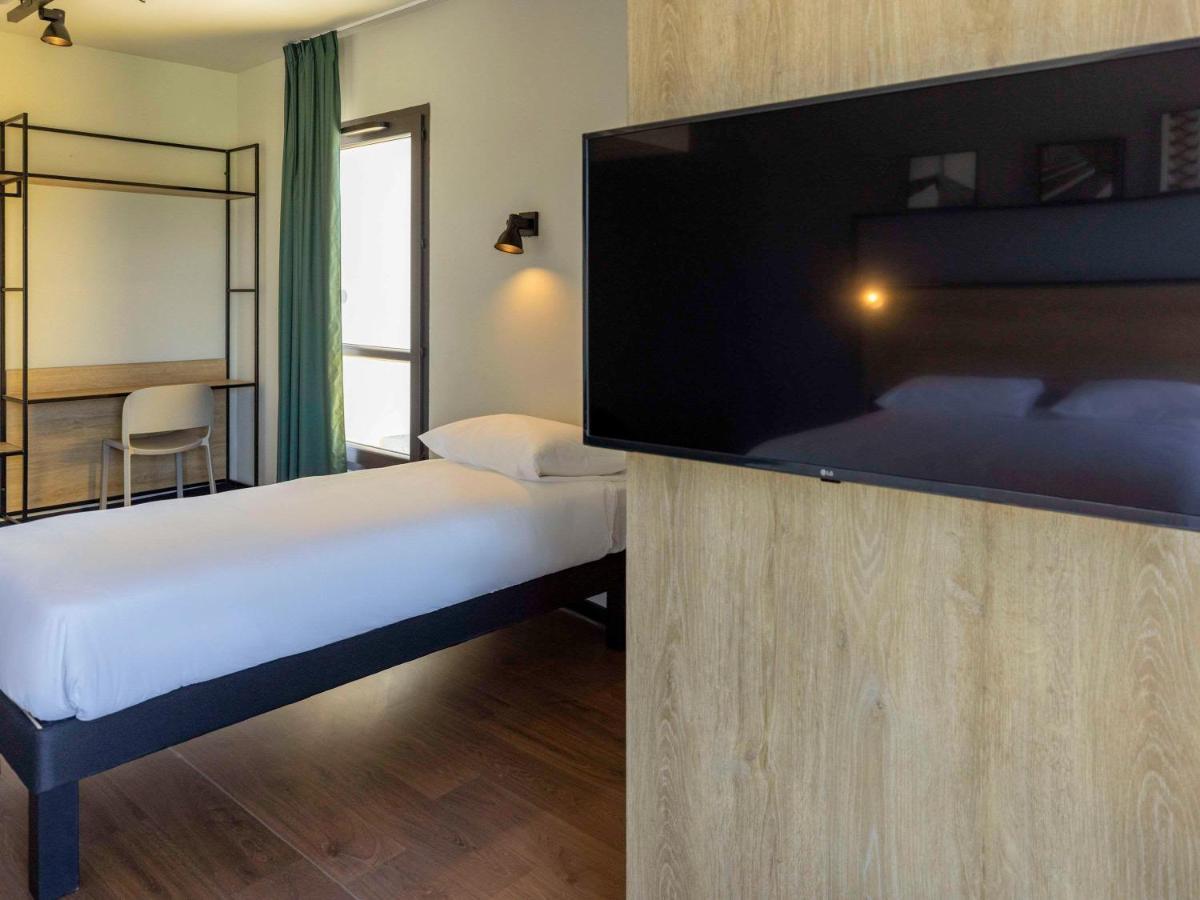 Ibis Marseille Marignane Technopole Hotel Exterior photo